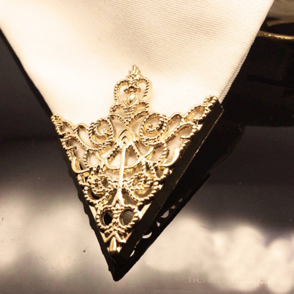 Triangle Filigree Bright Gold Lapel Collar Pin - Picture 4 of 5
